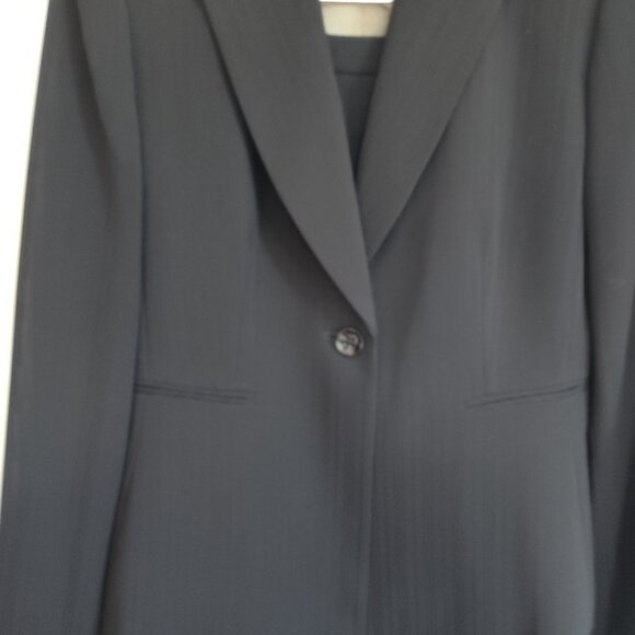 Ladies Petite SZ 4P Kasper Black Two-Piece Pant Suit - Picture 3 of 5